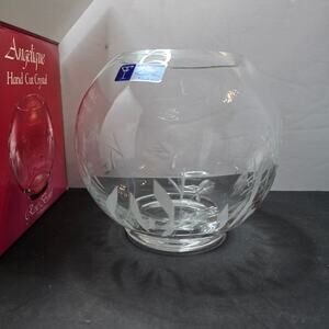Angelique Crystal Clear Industries Hand Cut Crystal Rose Bowl Romania 8" Box